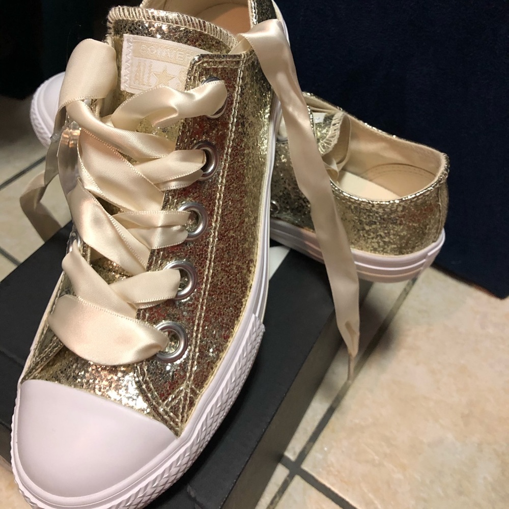 Gold glitter converse NEW